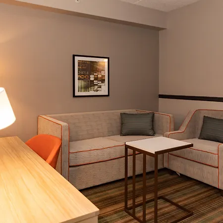 Hampton Inn & Suites By Hilton- Newark Airport Elizabeth-3